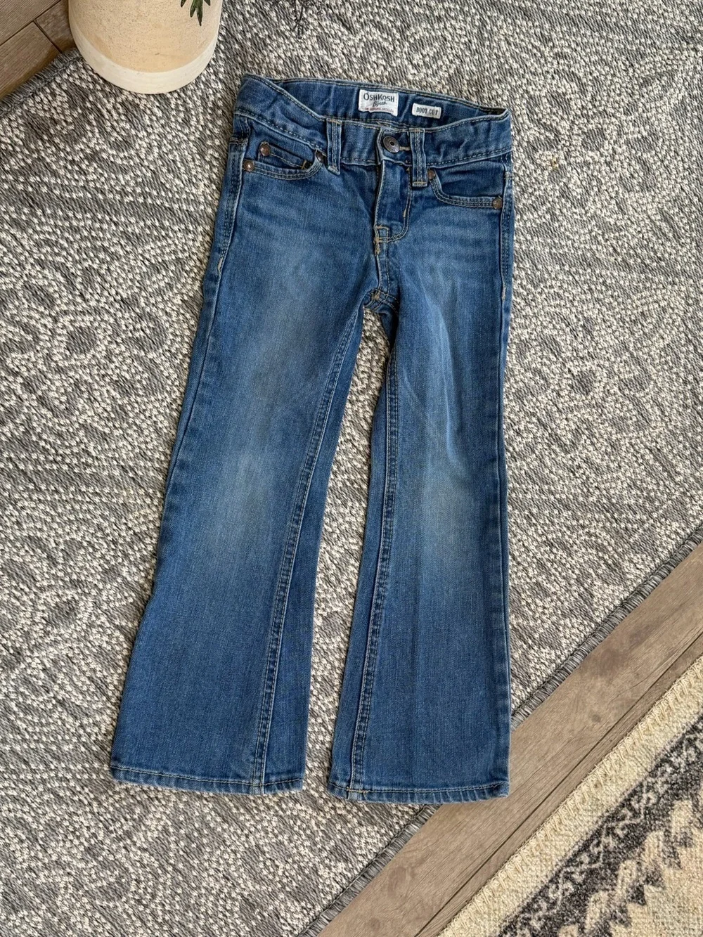VTG Y2K OshKosh B'gosh Girls Boot Cut Slim Jeans Sz 5 Oshkosh Embroidered Pocket